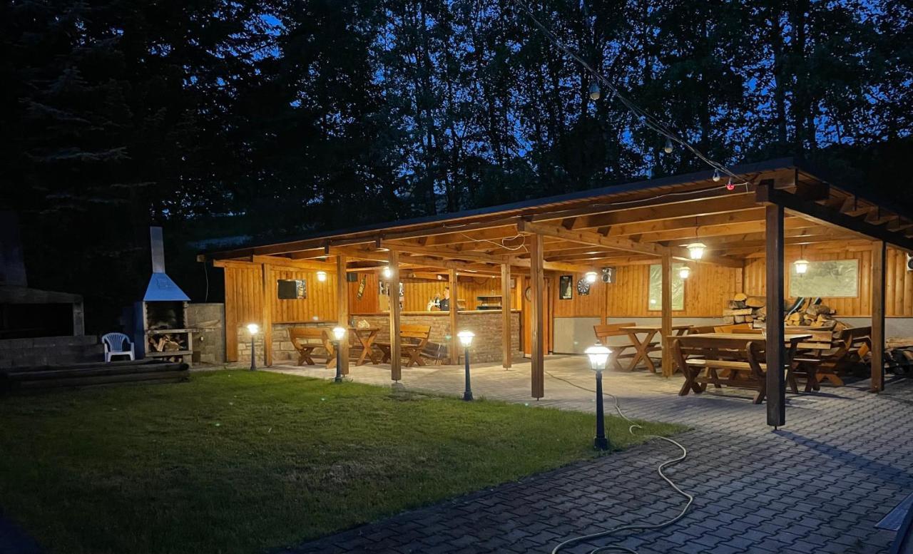 Penzion Horal Hotel Dolní Morava Buitenkant foto